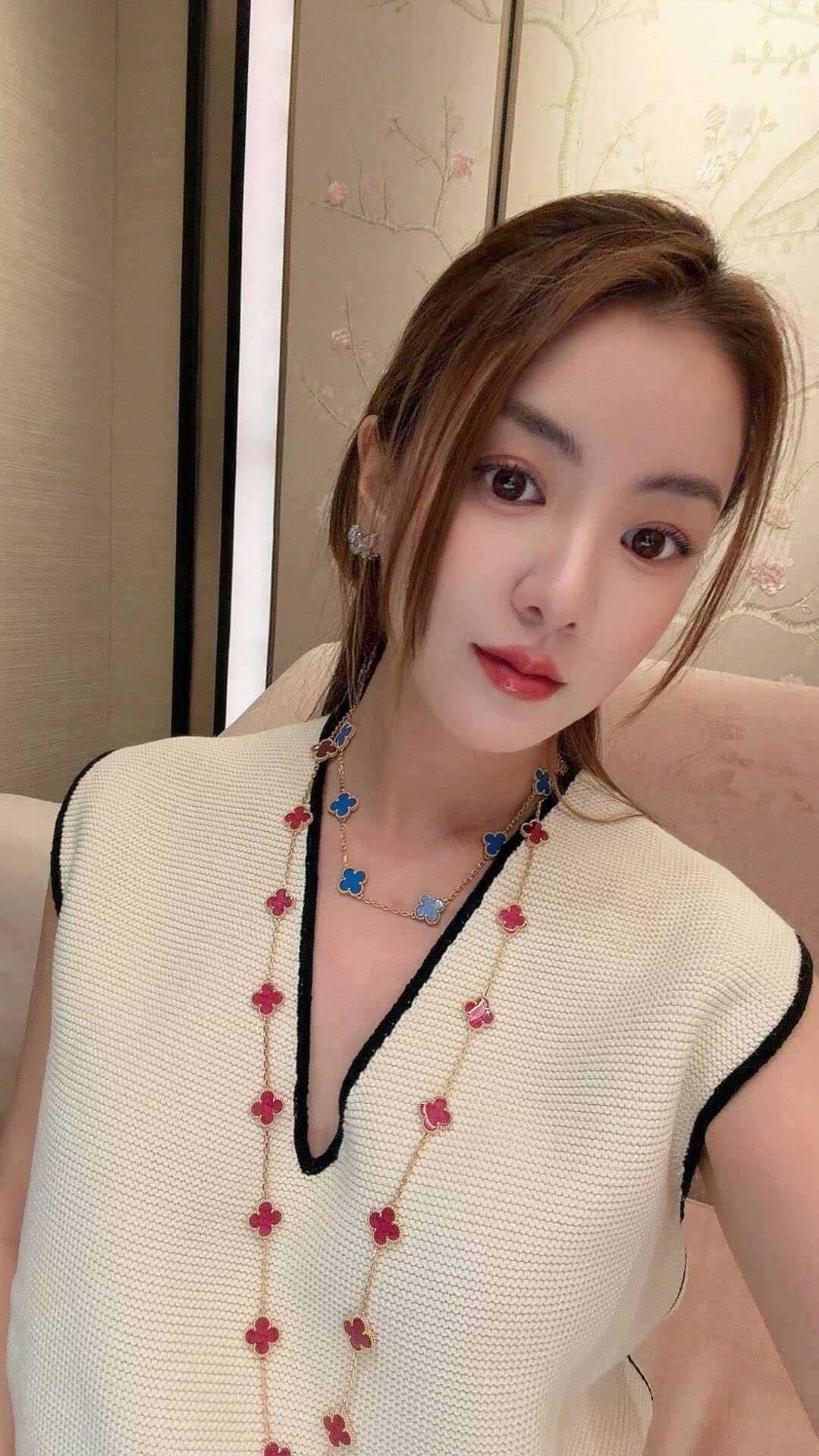 Van Cleef & Arpels Necklace Van Cleef & Arpels Necklace